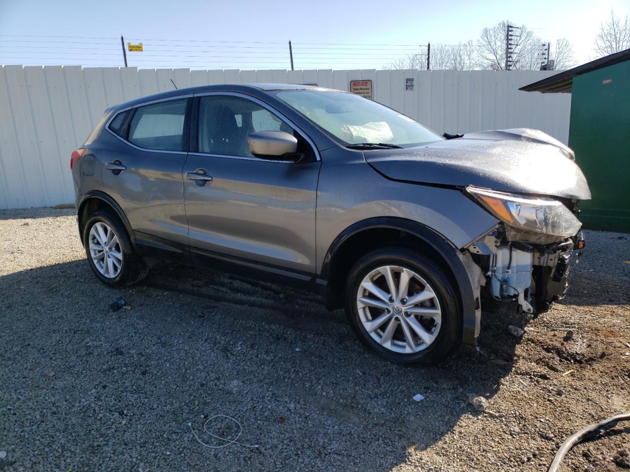 2018 NISSAN ROGUE SPOR - Image 4