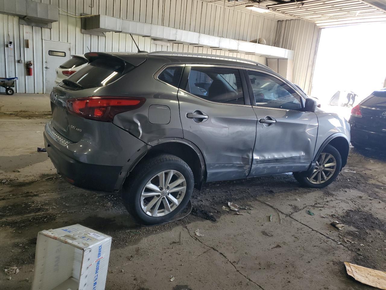 2017 NISSAN ROGUE SPOR - Фото 3