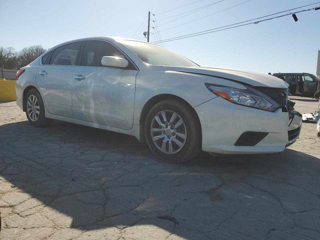 2016 NISSAN ALTIMA 2.5 - Фото 4