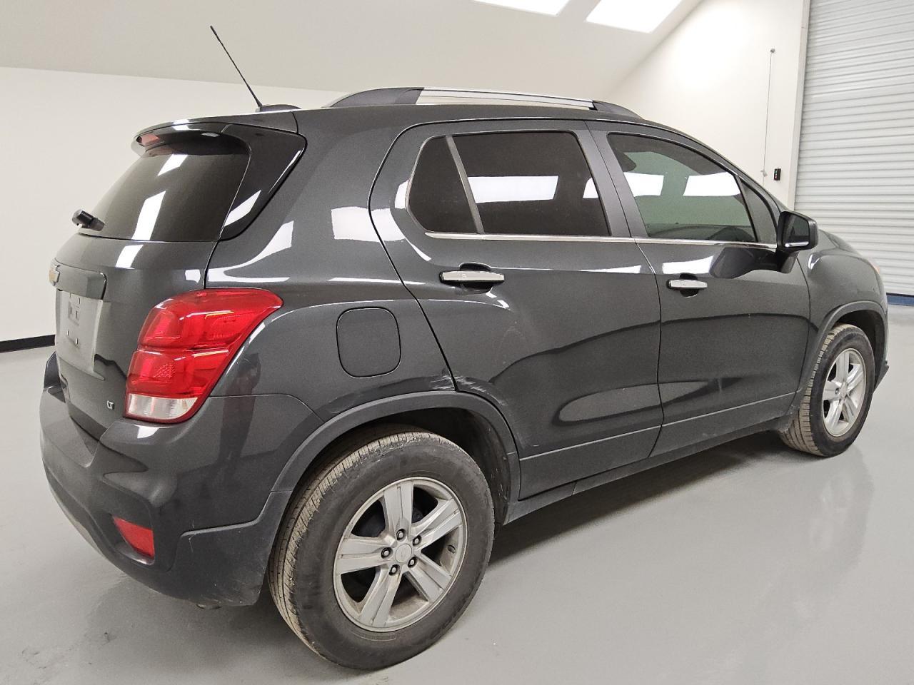 2018 CHEVROLET TRAX 1LT - Фото 3
