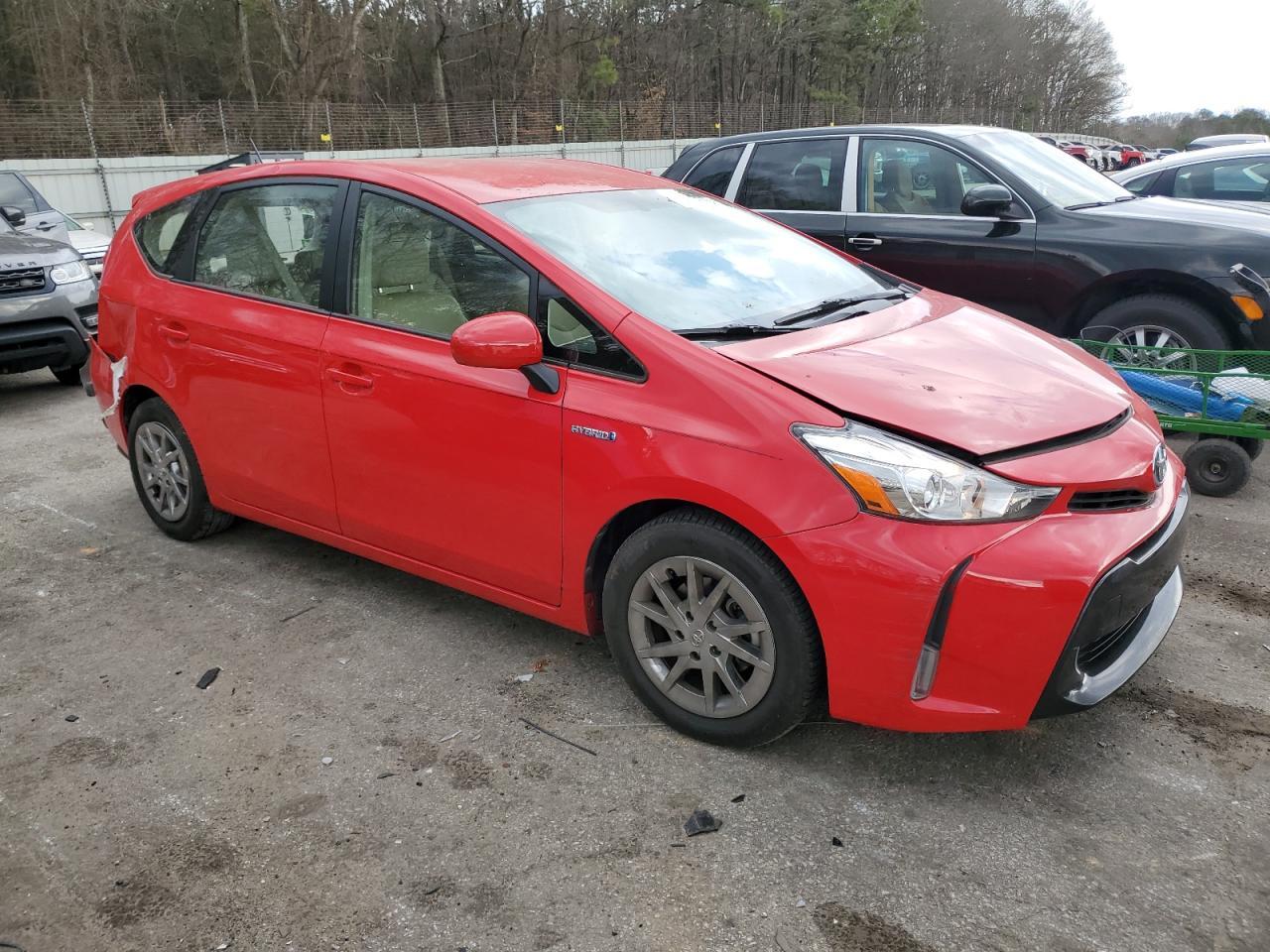 2016 TOYOTA PRIUS V - Image 4