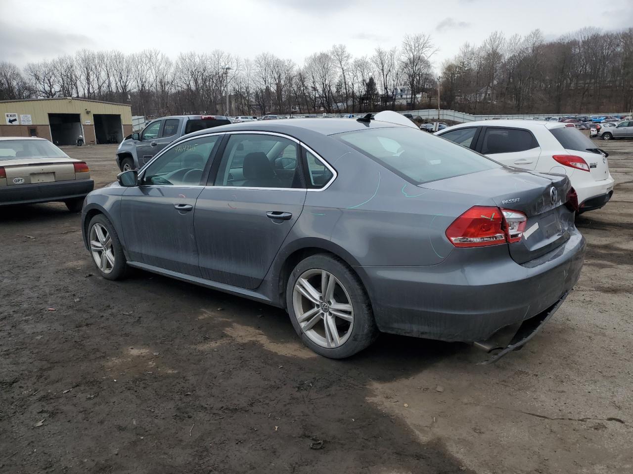 2014 VOLKSWAGEN PASSAT SE - Фото 2