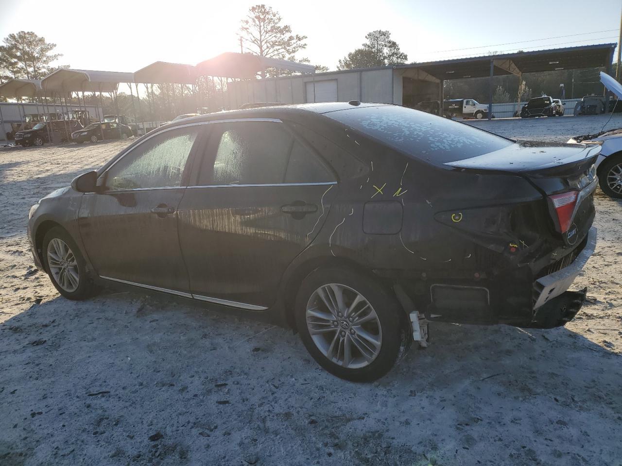 2017 TOYOTA CAMRY LE - Фото 2