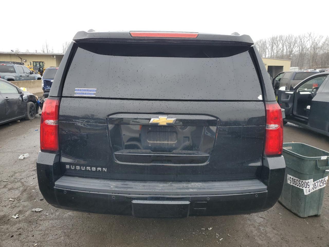 2017 CHEVROLET SUBURBAN K - Фото 6