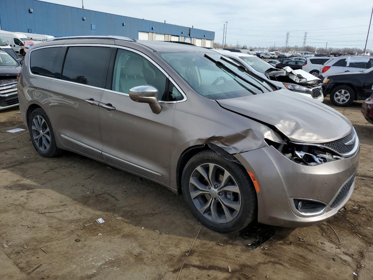 2017 CHRYSLER PACIFICA L - Фото 4
