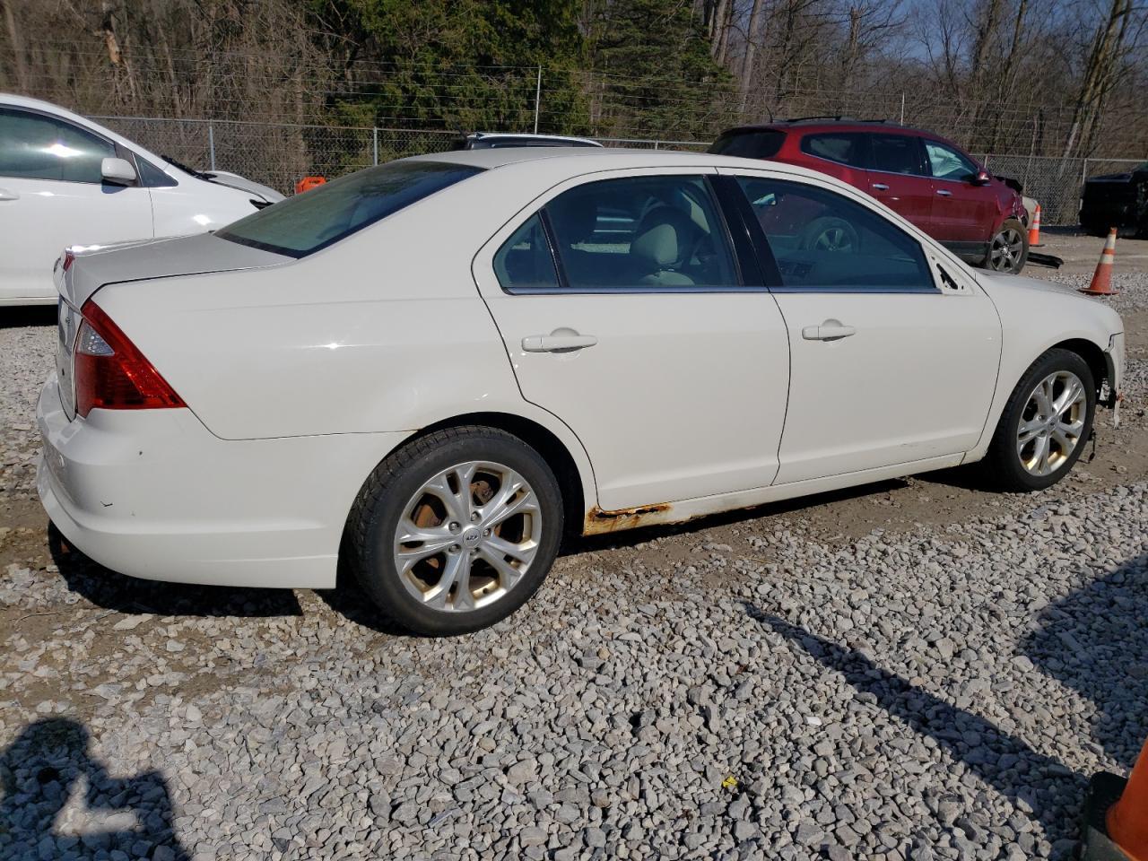 2012 FORD FUSION SE - Image 3