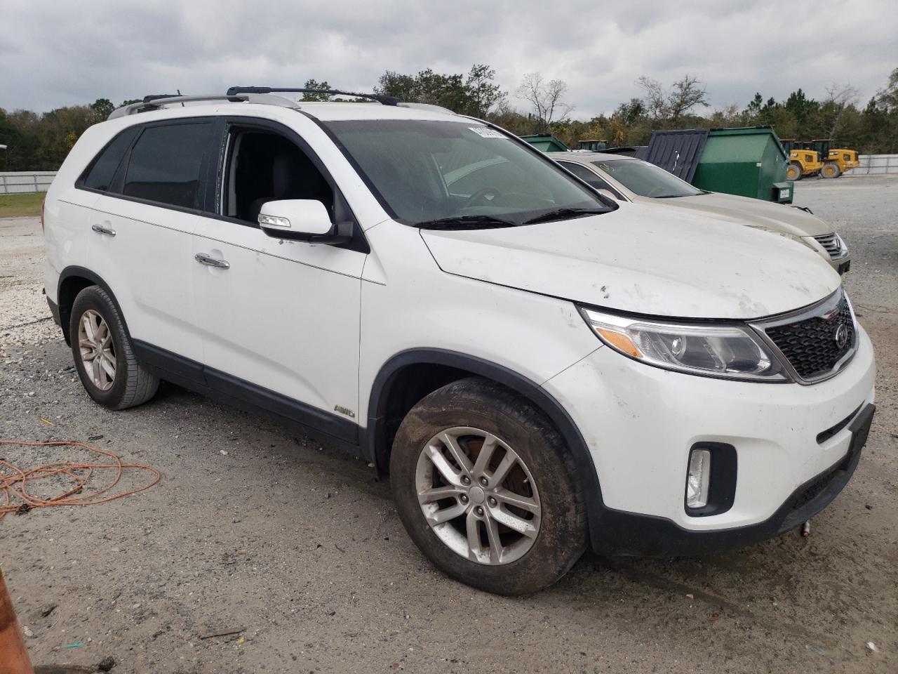 2014 KIA SORENTO LX - Image 4