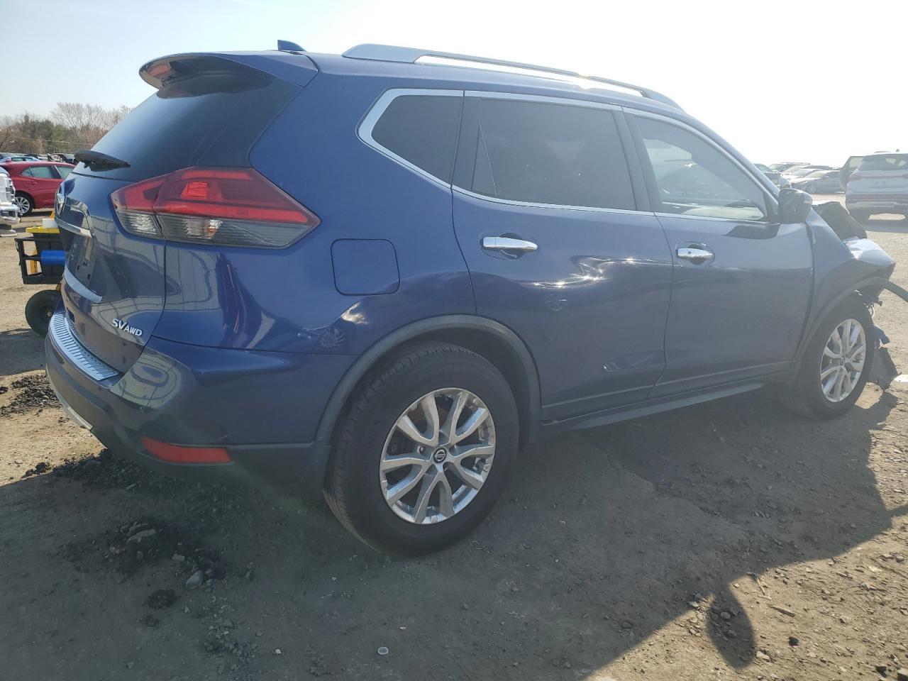 2017 NISSAN ROGUE S - Фото 3