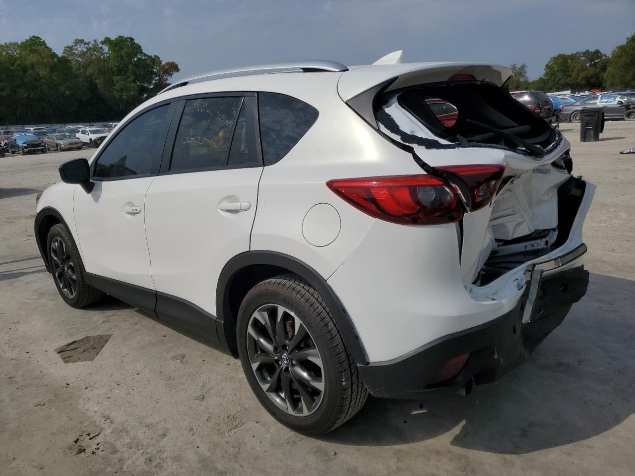 2016 MAZDA CX-5 GT - Image 2