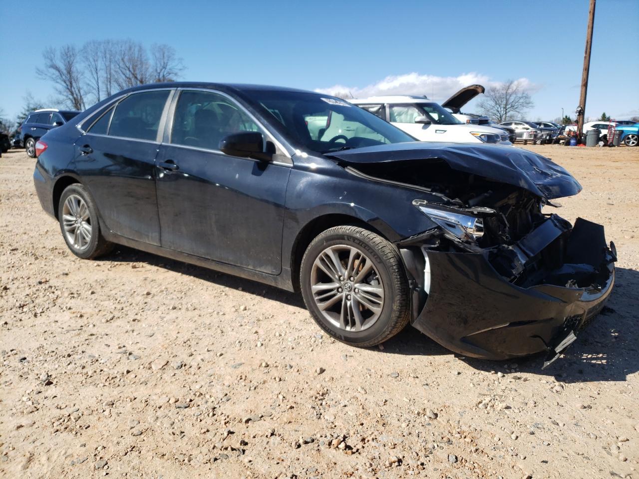 2017 TOYOTA CAMRY LE - Image 4