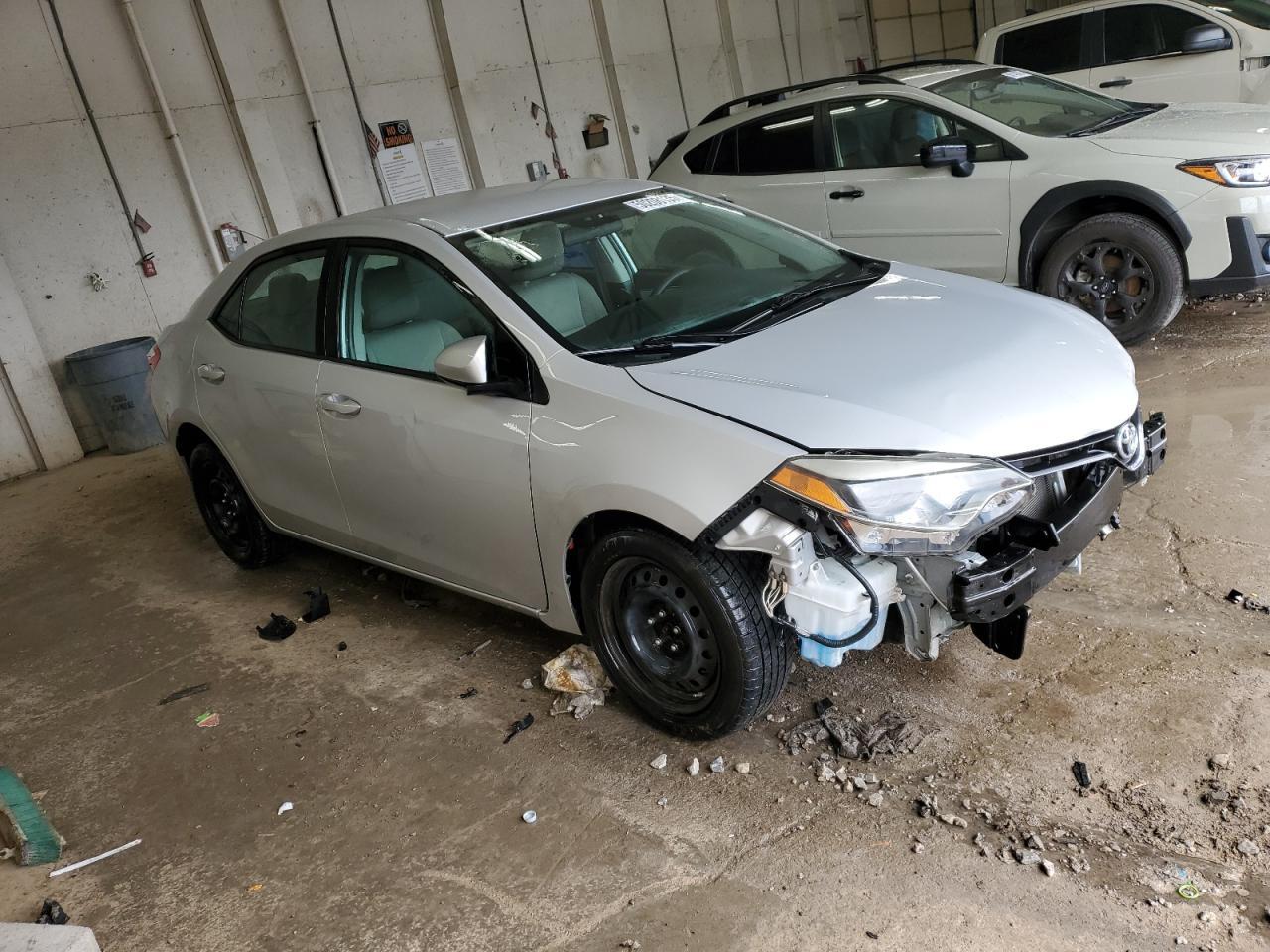 2015 TOYOTA COROLLA L - Image 4