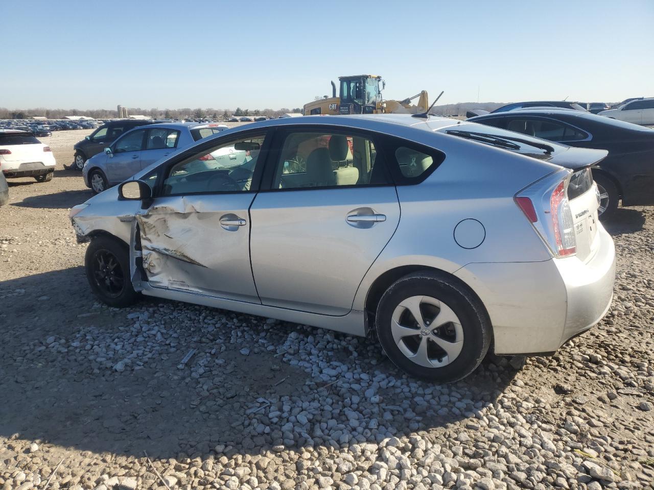 2013 TOYOTA PRIUS - Image 2