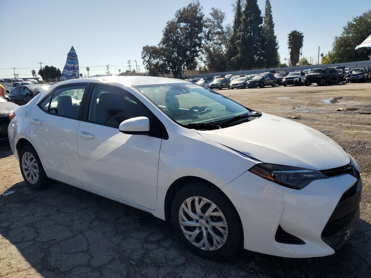 2018 TOYOTA COROLLA L - Image 4