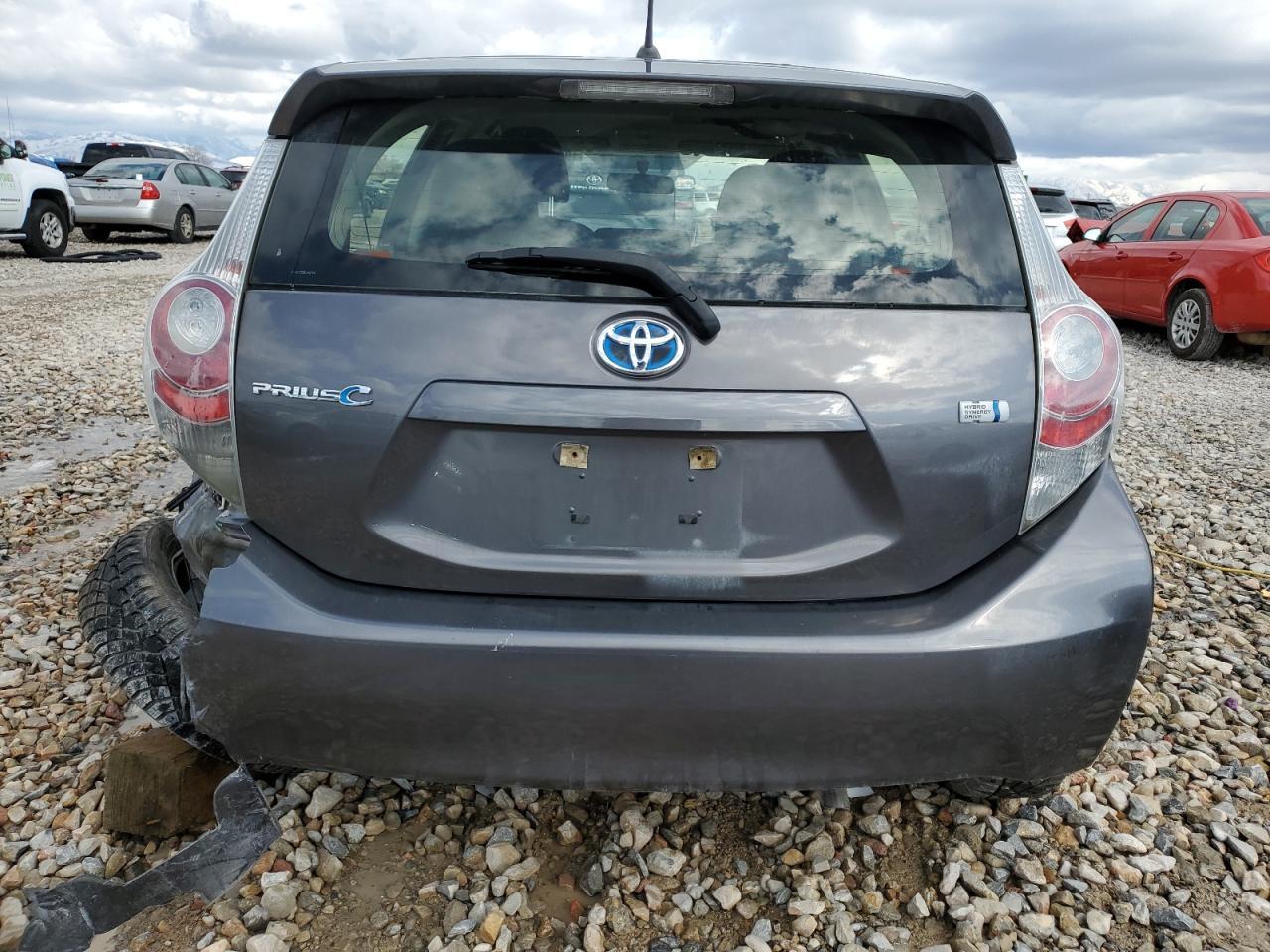 2013 TOYOTA PRIUS C - Фото 6