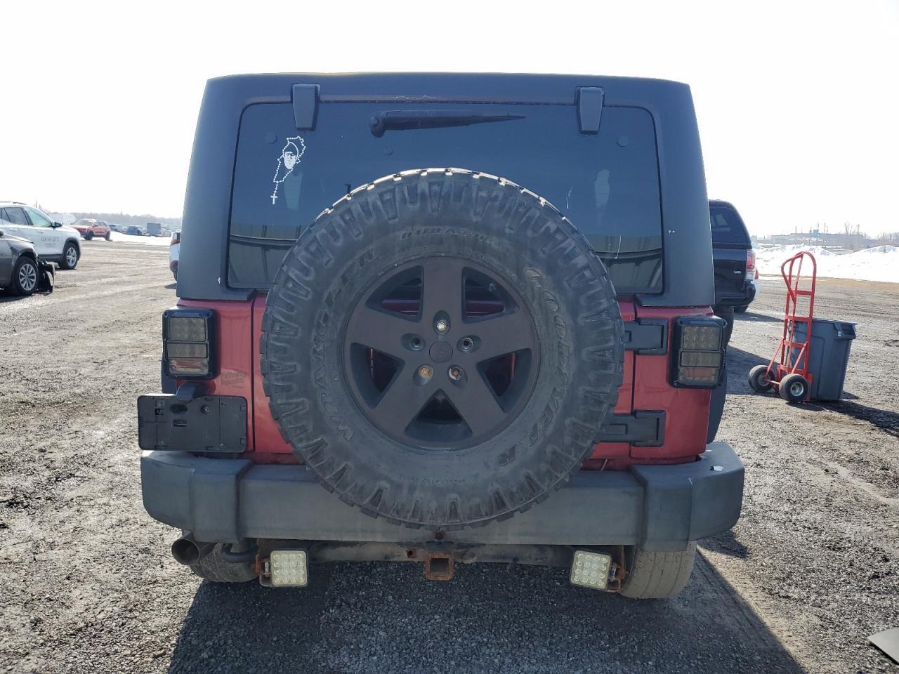 2012 JEEP WRANGLER U - Image 6