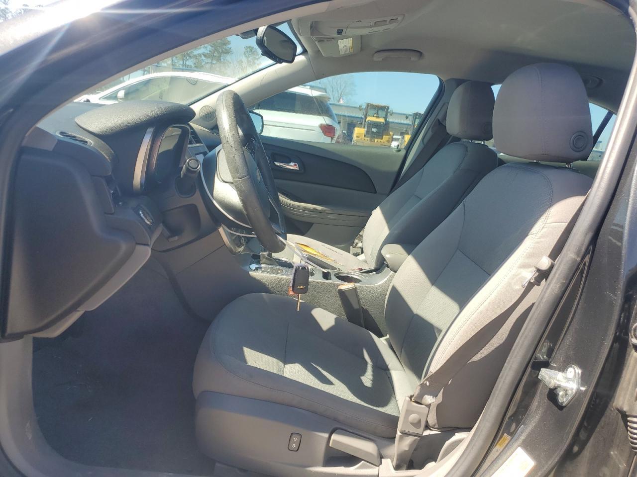 2015 CHEVROLET MALIBU LS - Фото 7