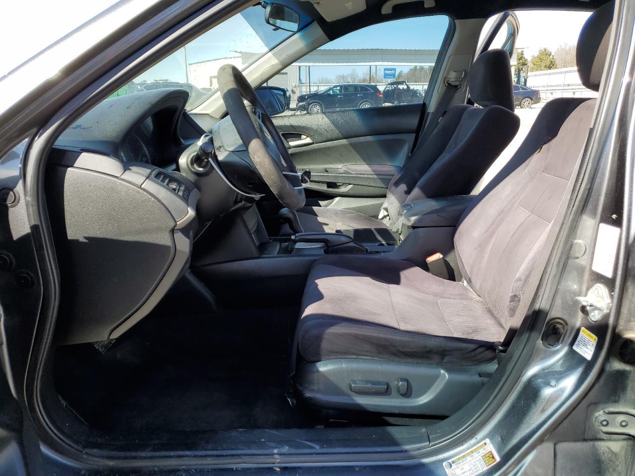 2011 HONDA ACCORD LXP - Image 7