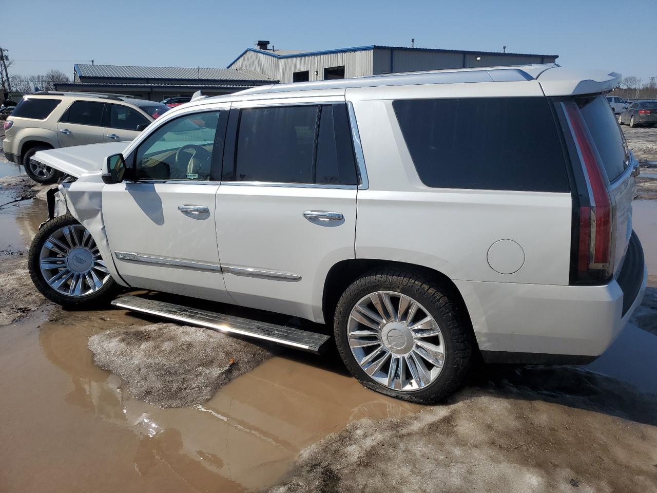 2016 CADILLAC ESCALADE P - Image 2
