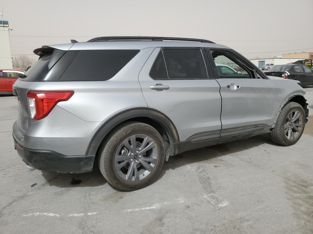 2022 FORD EXPLORER X - Фото 3