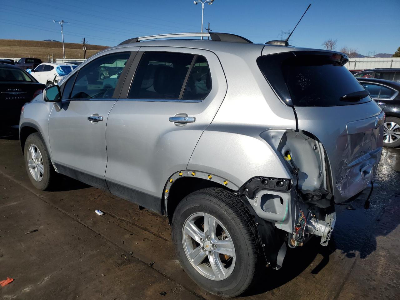 2018 CHEVROLET TRAX 1LT - Image 2