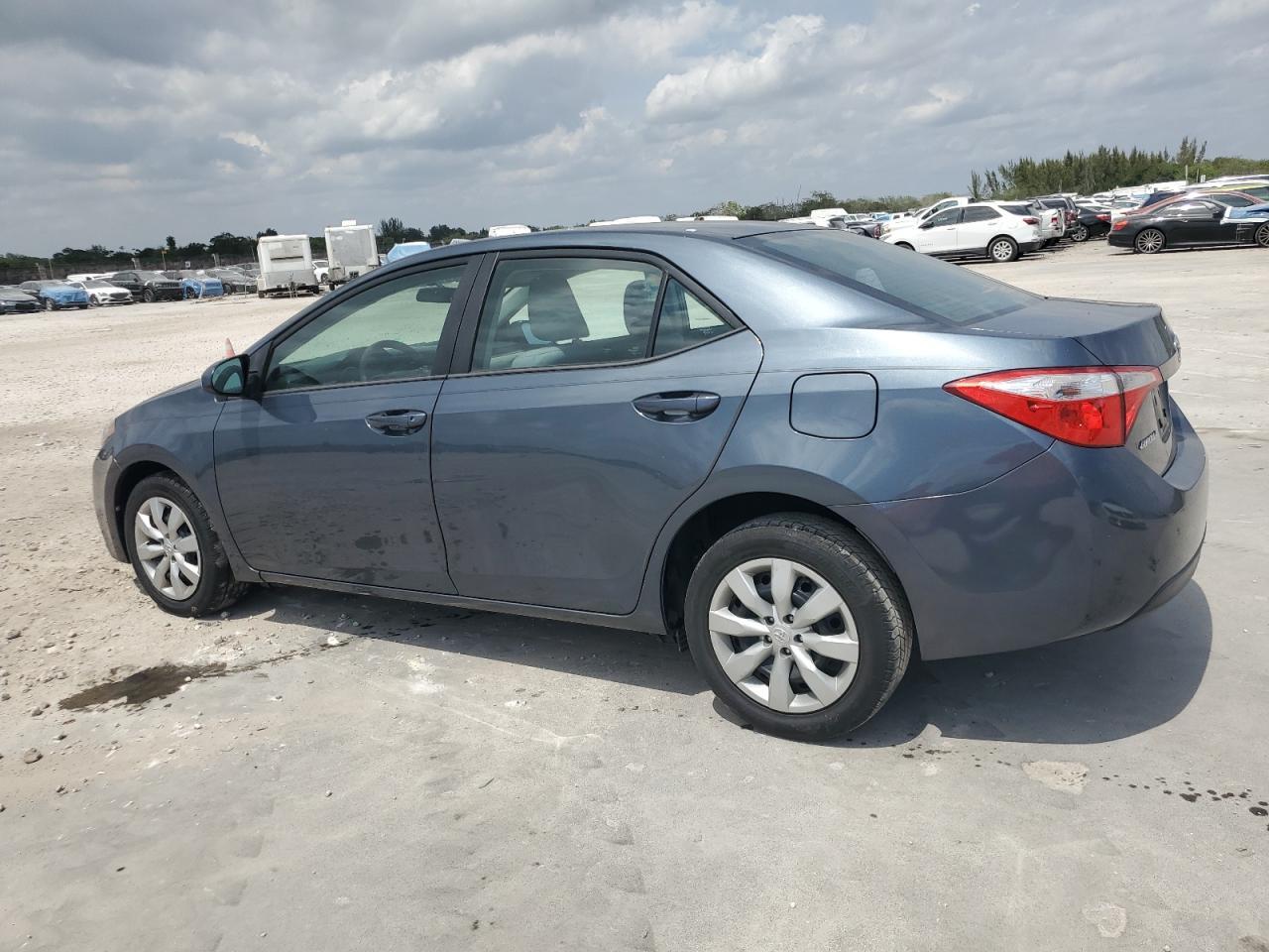 2014 TOYOTA COROLLA L - Image 2
