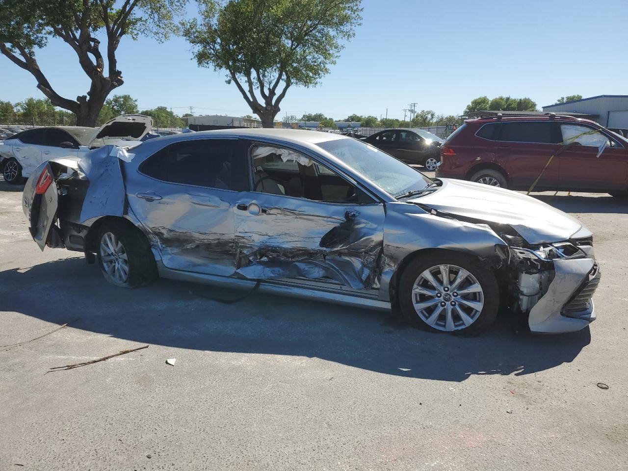 2019 TOYOTA CAMRY L - Фото 4