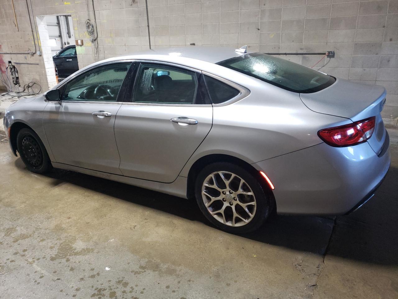 2015 CHRYSLER 200 C - Фото 2