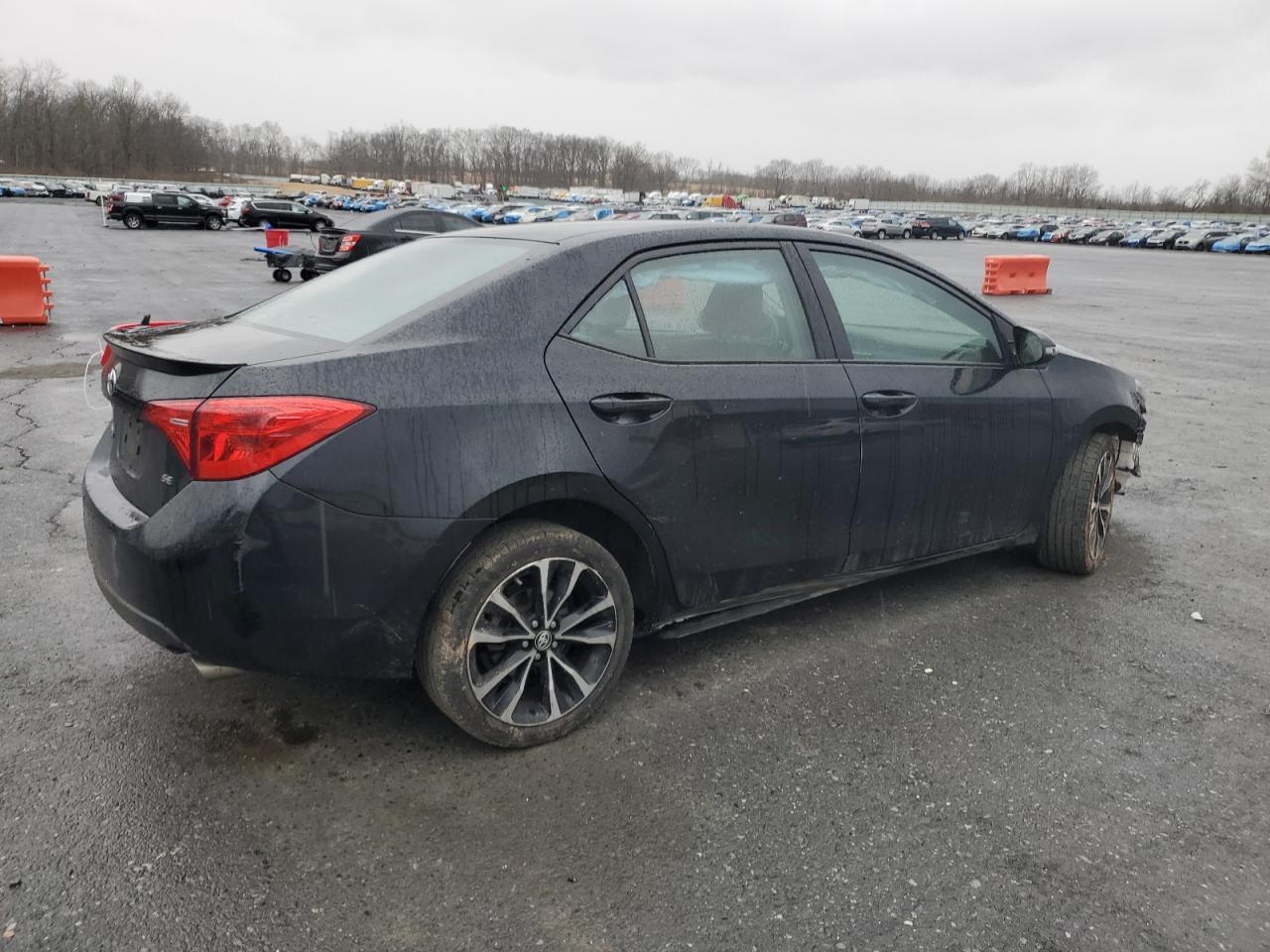2019 TOYOTA COROLLA L - Image 3