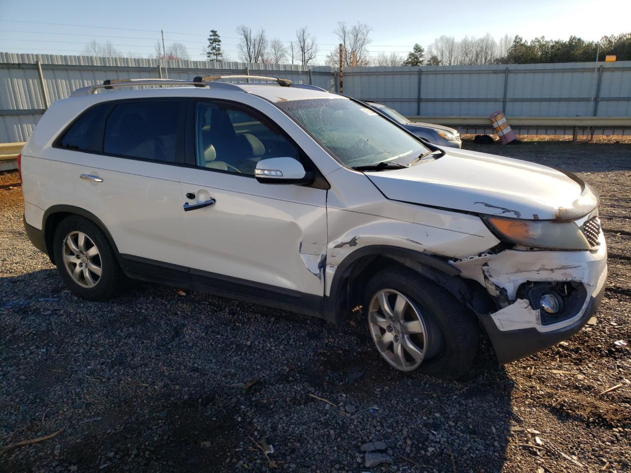 2012 KIA SORENTO - Фото 4