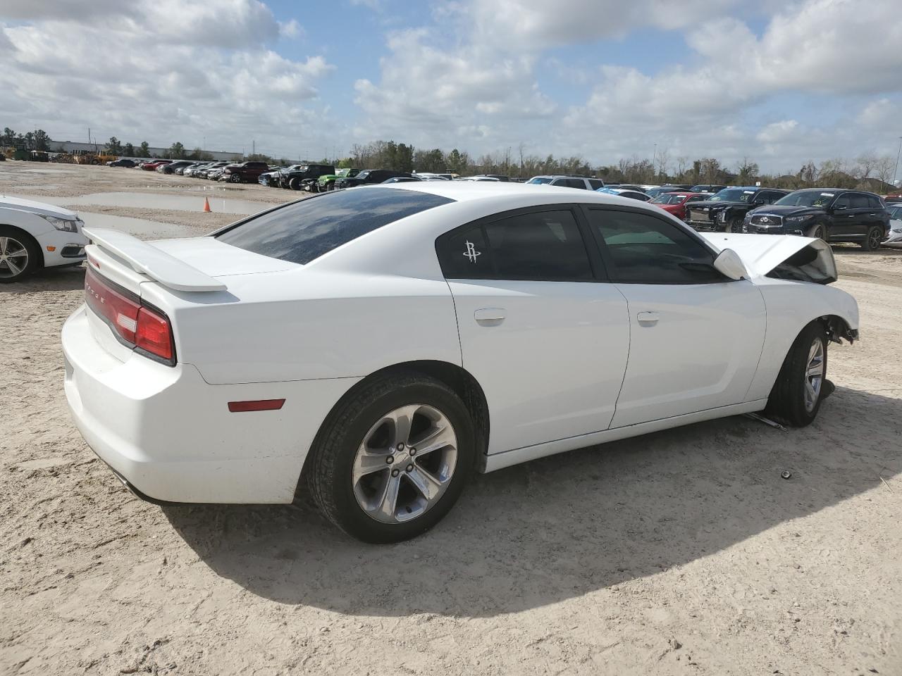 2014 DODGE CHARGER SE - Фото 3