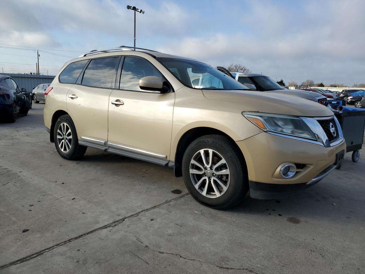 2013 NISSAN PATHFINDER - Image 4