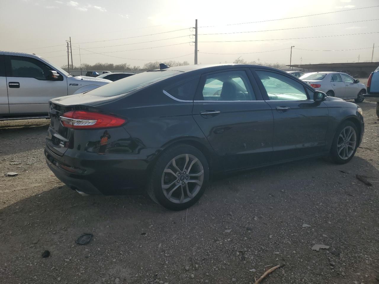 2020 FORD FUSION SEL - Image 3