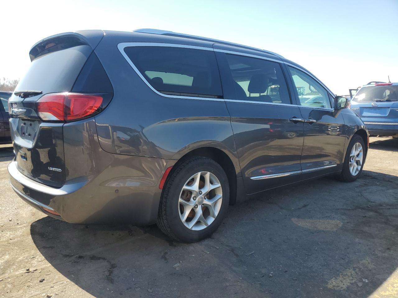 2020 CHRYSLER PACIFICA L - Image 3