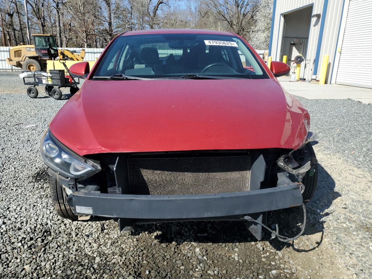 2018 HYUNDAI ELANTRA SE - Фото 5