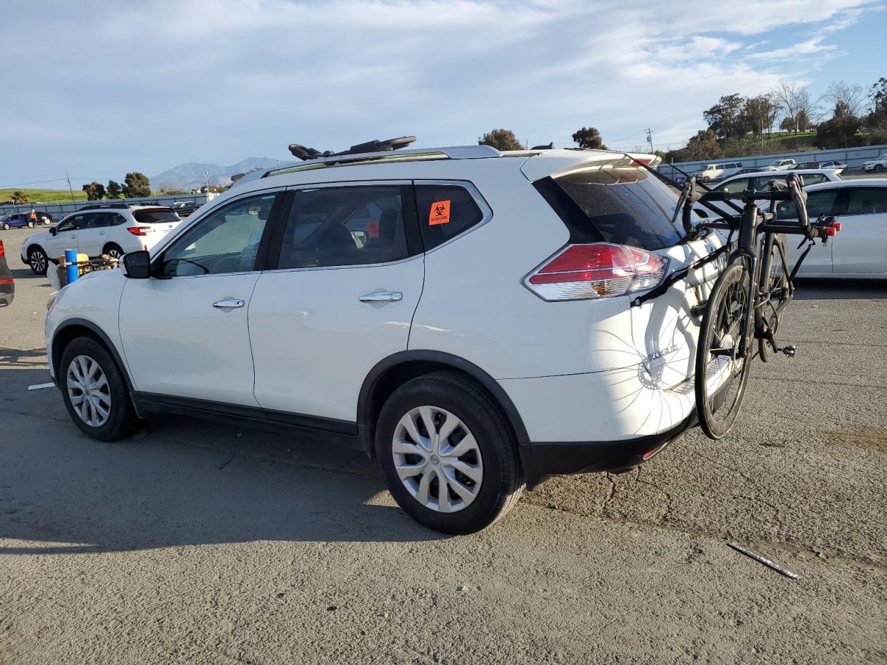 2016 NISSAN ROGUE S - Image 2