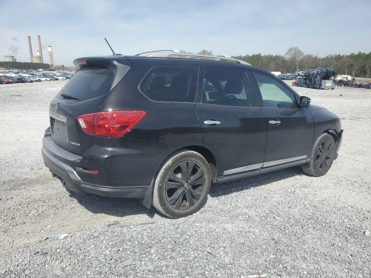 2017 NISSAN PATHFINDER - Фото 3