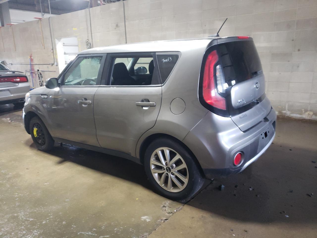 2017 KIA SOUL + - Image 2