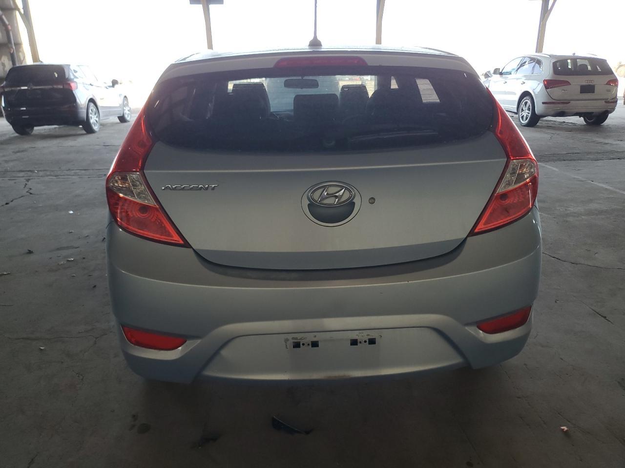 2012 HYUNDAI ACCENT GLS - Фото 6