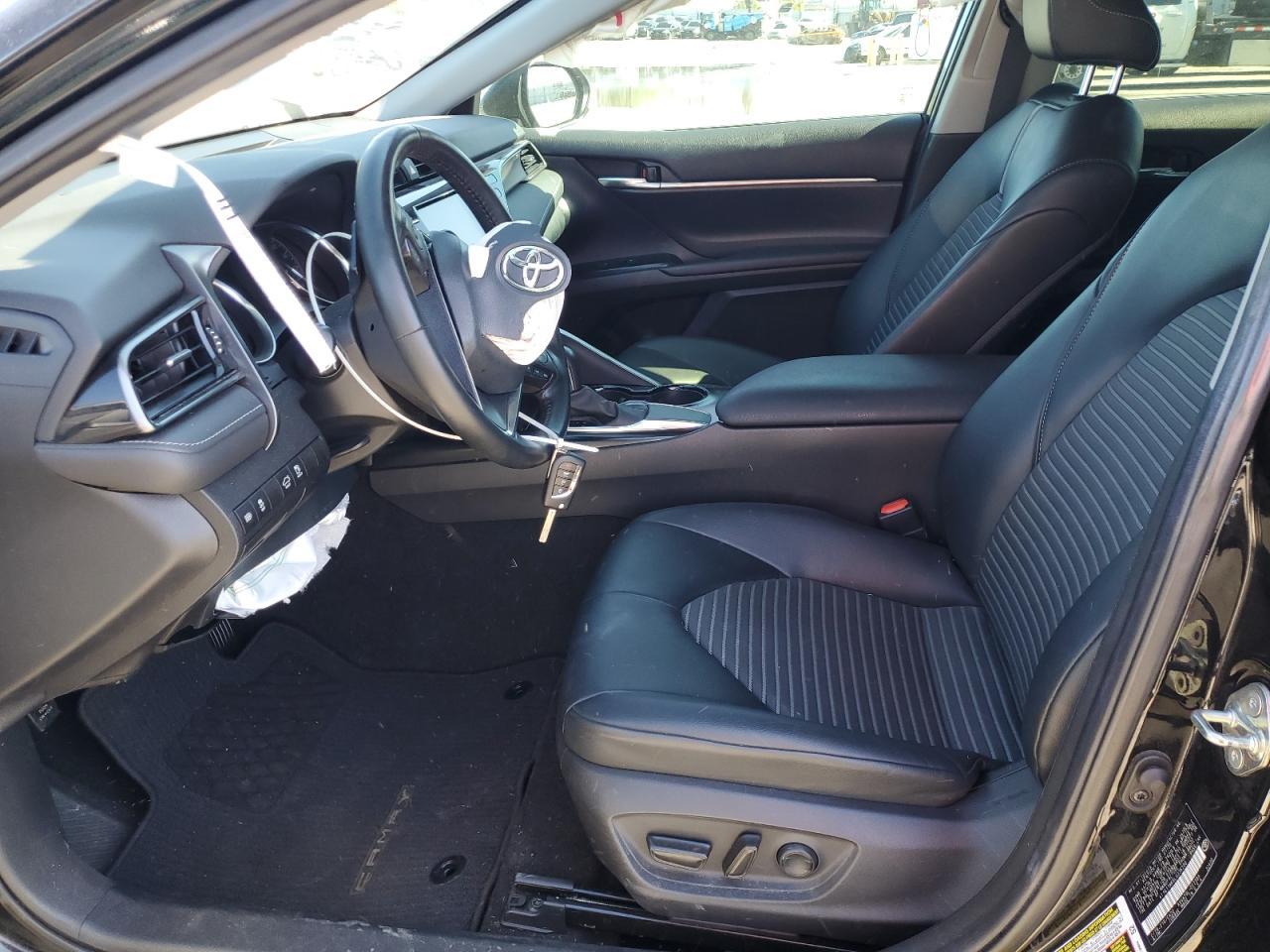 2020 TOYOTA CAMRY SE - Image 7