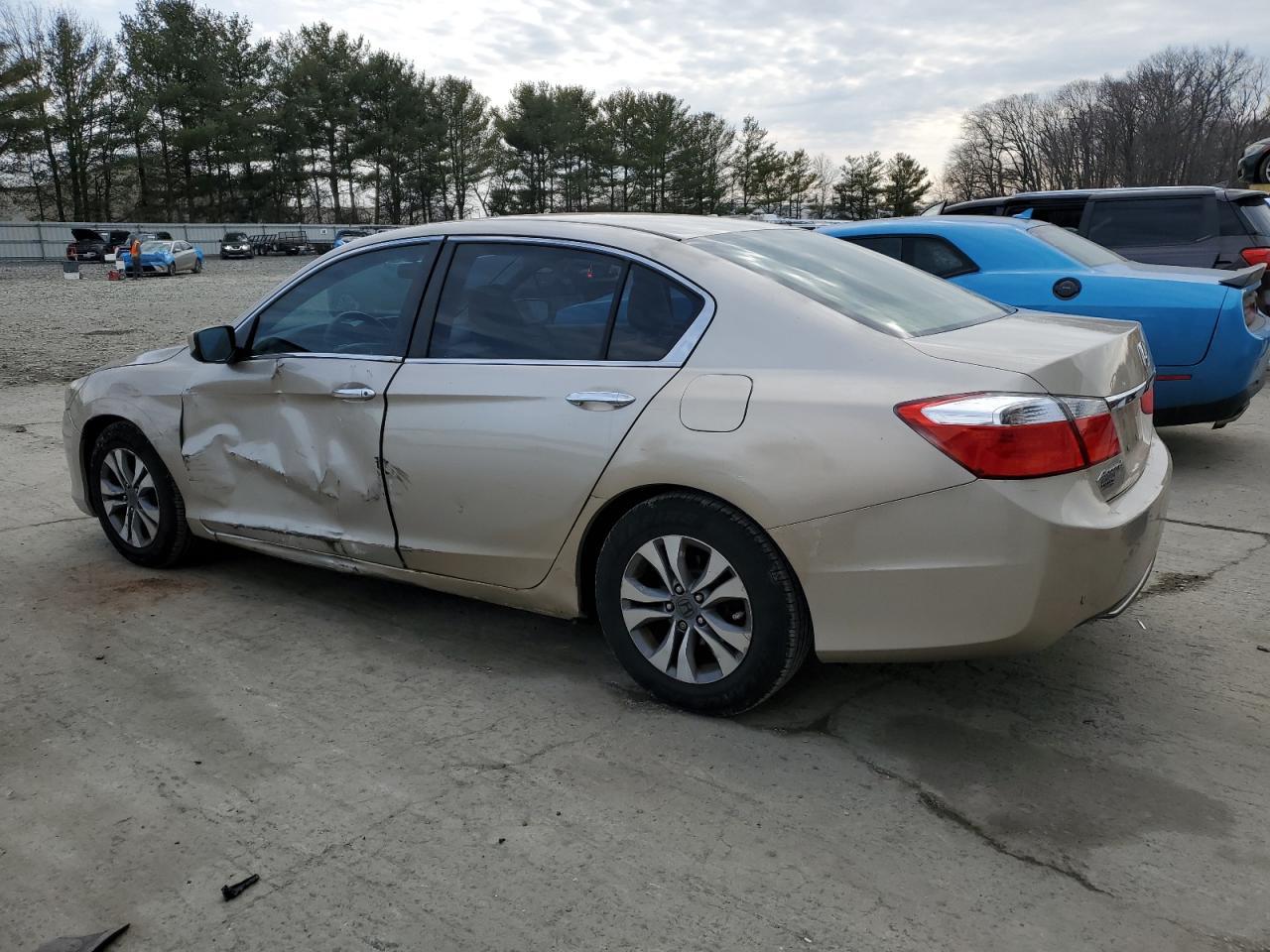 2014 HONDA ACCORD LX - Фото 2