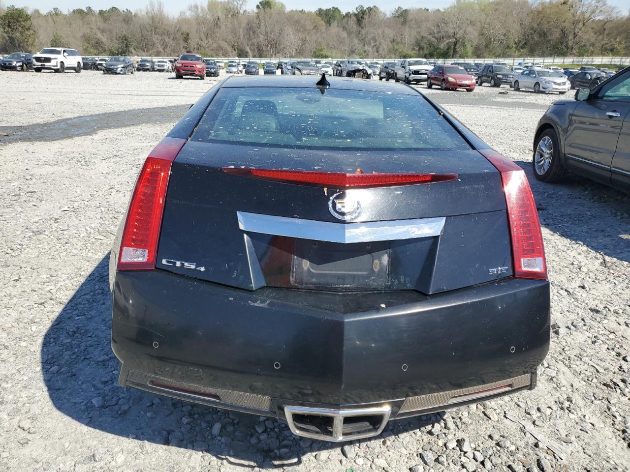 2011 CADILLAC CTS PREMIU - Image 6