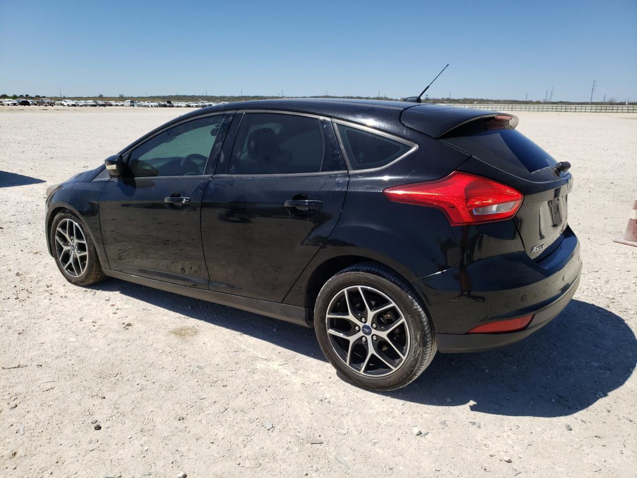 2017 FORD FOCUS SEL - Image 2