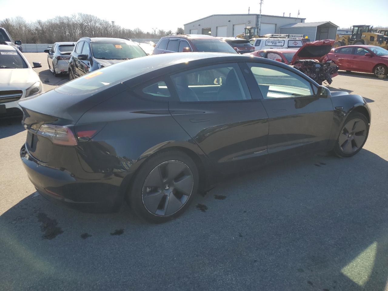 2022 TESLA MODEL 3 - Image 3
