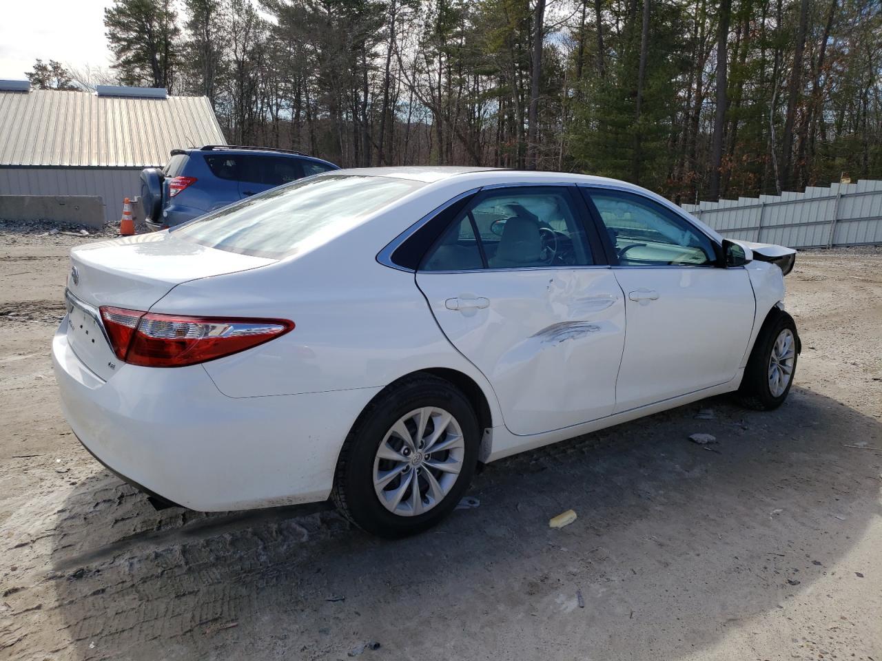 2017 TOYOTA CAMRY LE - Image 3