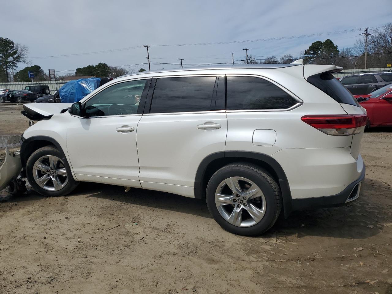 2018 TOYOTA HIGHLANDER - Image 2