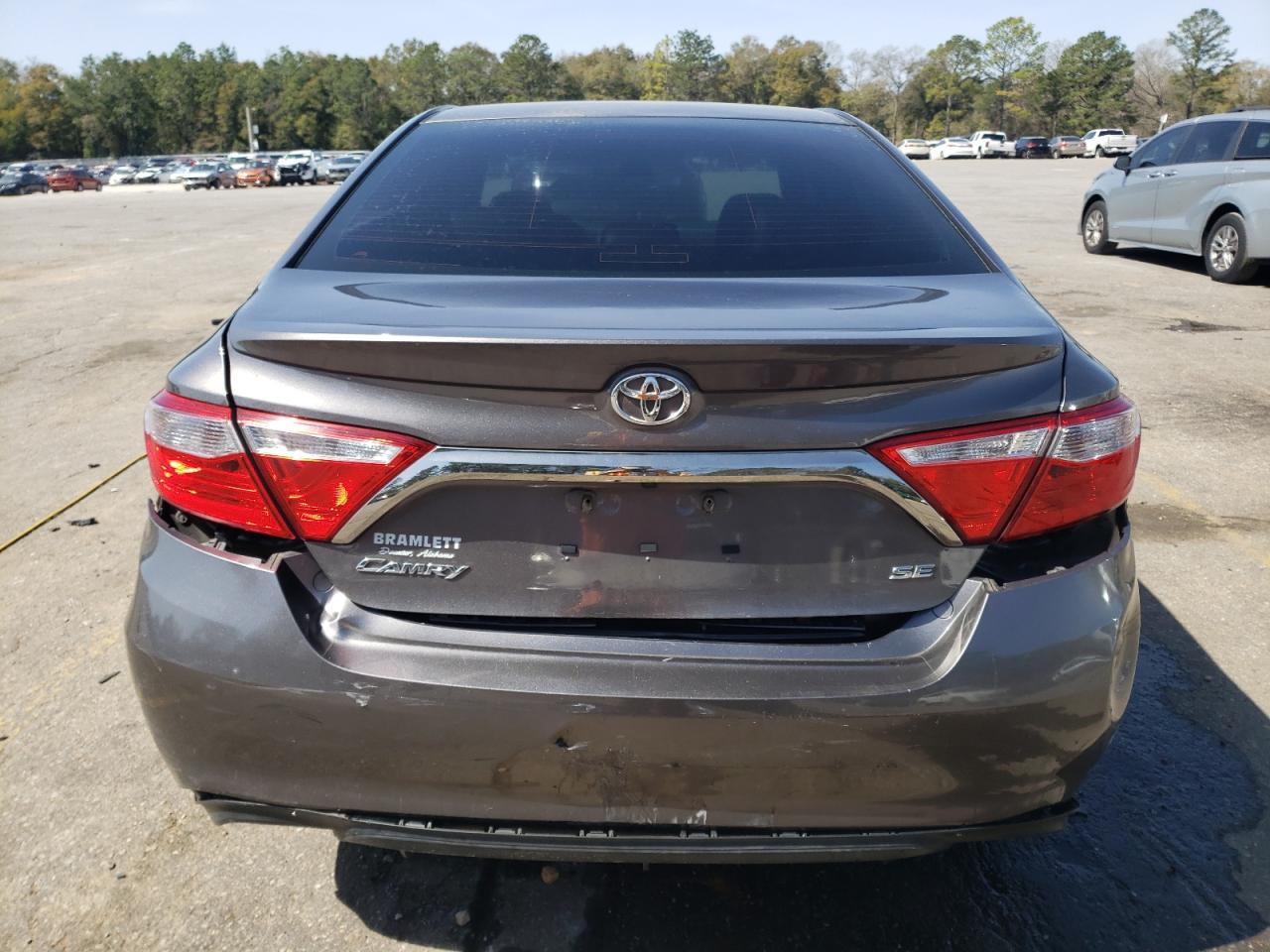 2017 TOYOTA CAMRY LE - Image 6