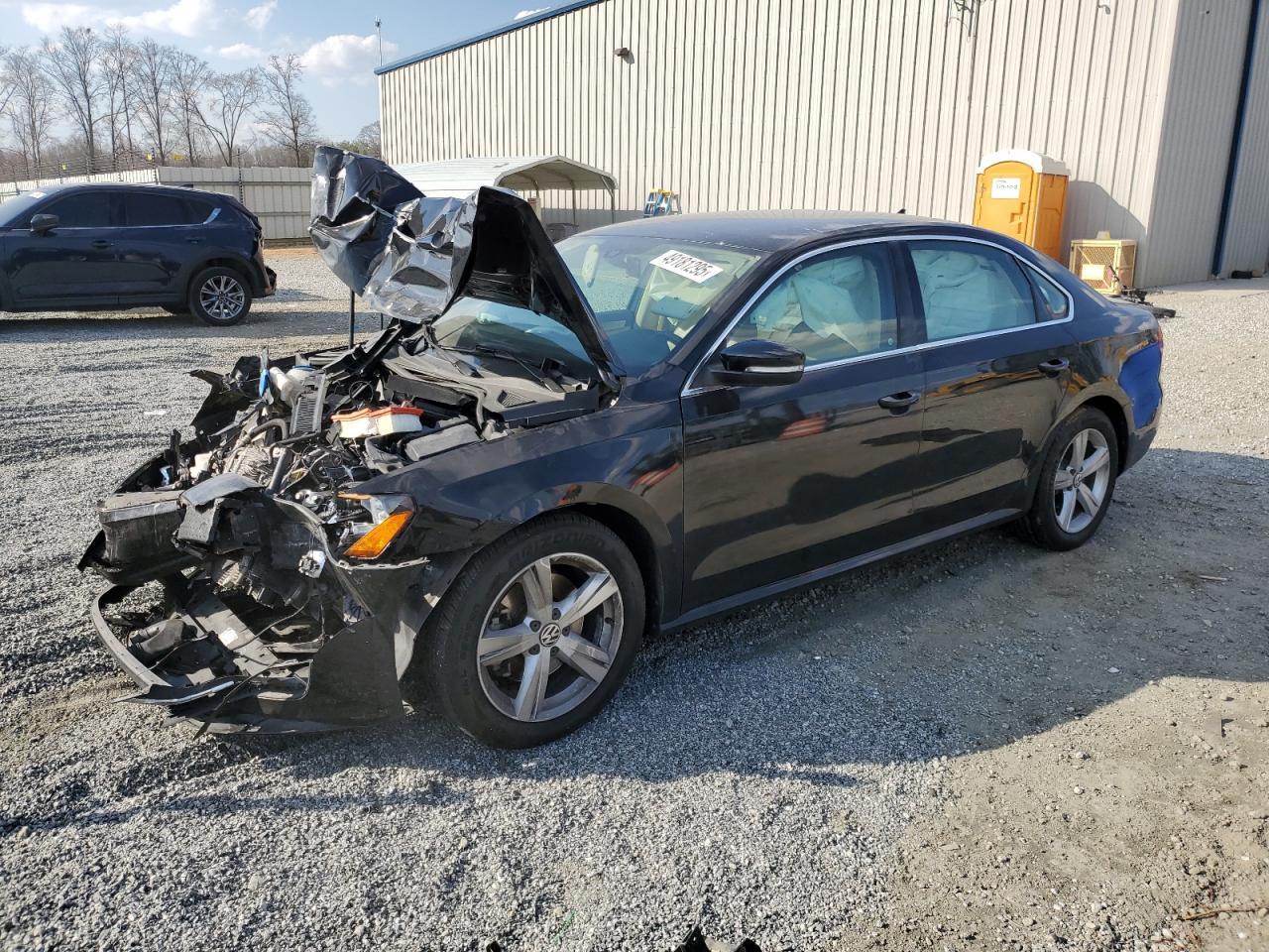 2015 VOLKSWAGEN PASSAT S