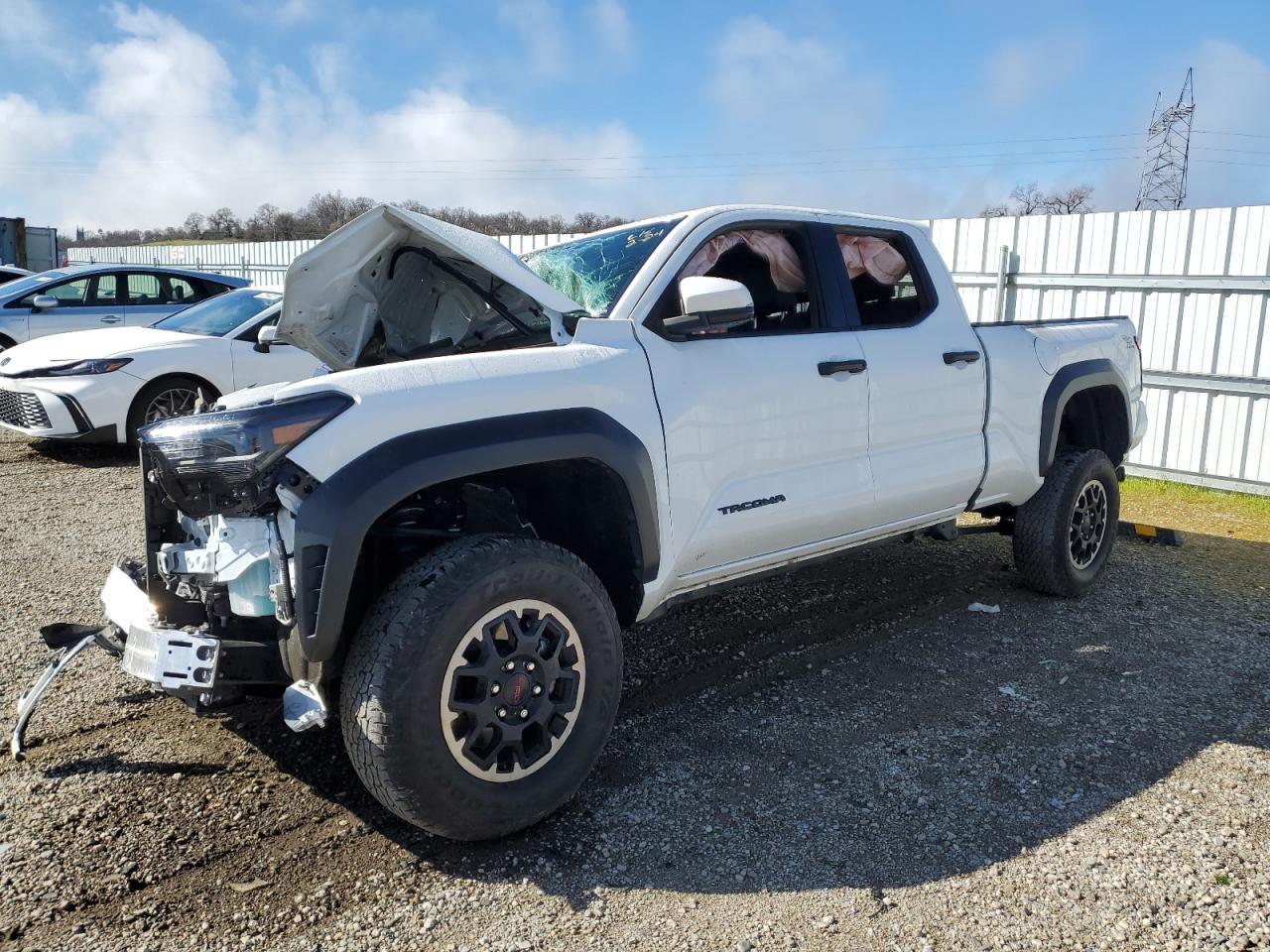 2024 TOYOTA TACOMA DOU