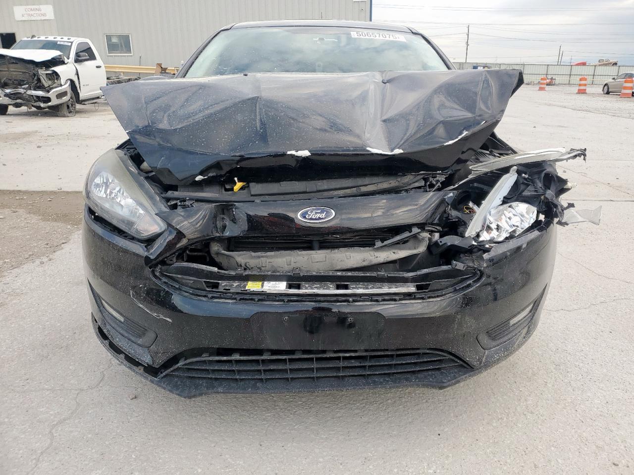 2017 FORD FOCUS SEL - Image 5