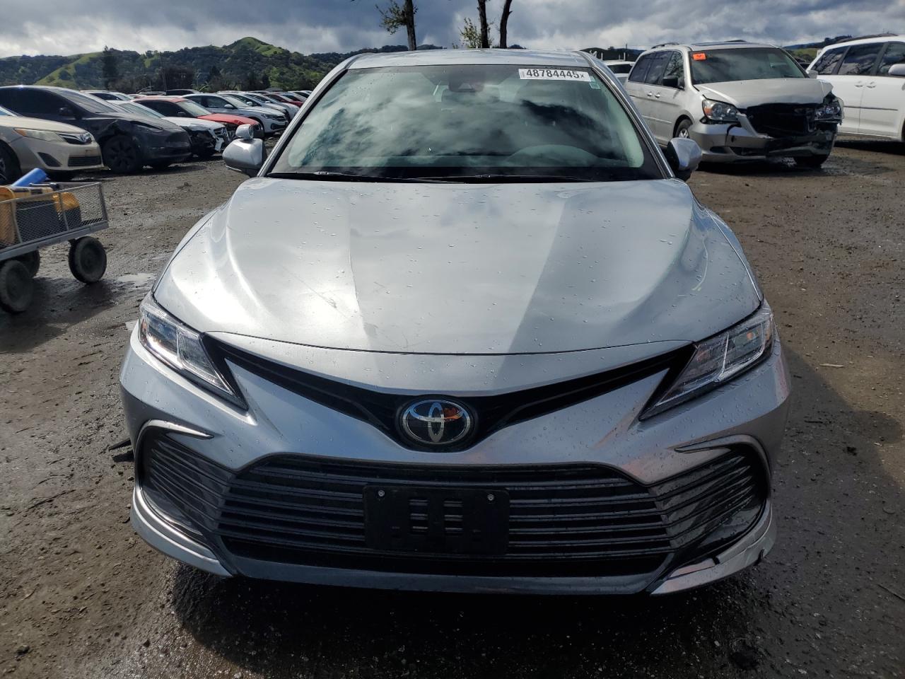 2023 TOYOTA CAMRY LE - Фото 5